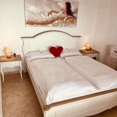 Panorama Pearl Sea View Apartament Balcic