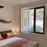 Panorama Pearl Sea View Apartment *