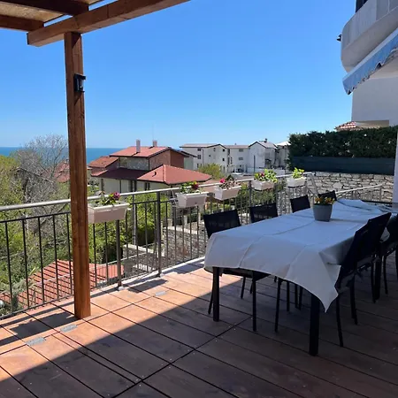 Panorama Pearl Sea View Apartment