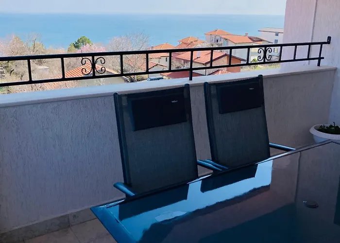 Panorama Pearl Sea View Apartment Balchik